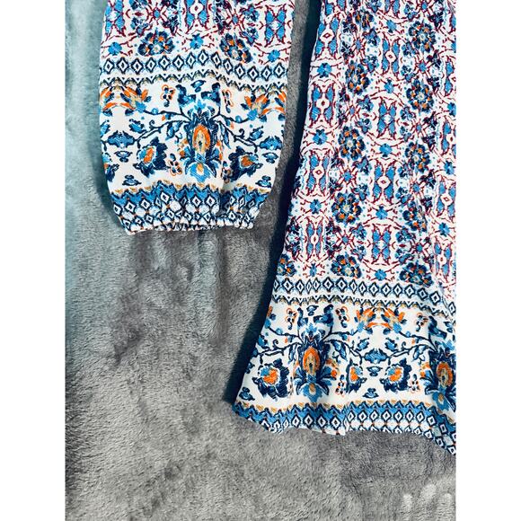 NWOT Bobeau Size XL Floral Patterned Women's‎ Cold Shoulder Top Lightweight - Picture 6 of 9